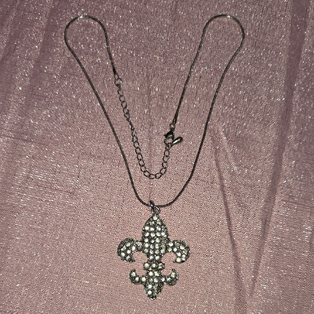 Faux Silver Crystal Fleur-de-Lis Pendant Necklace